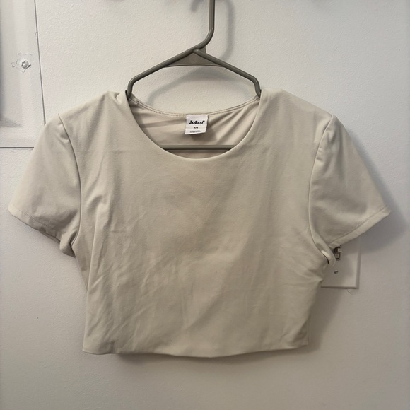 5/$25 Off white crop top - Picture 2 of 5